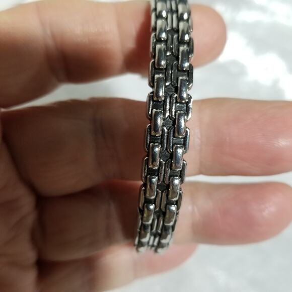 Paparazzi cuff bracelet silver tone 2 6/8" 1.1625 - Picture 6 of 8